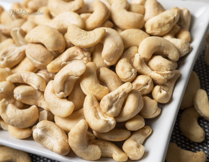 Кешью 320кол. "ДАКАО" 