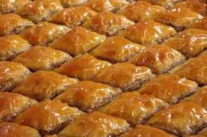 Пахлава арахисовая ДОМАШНЯЯ 2,5 кг поднос